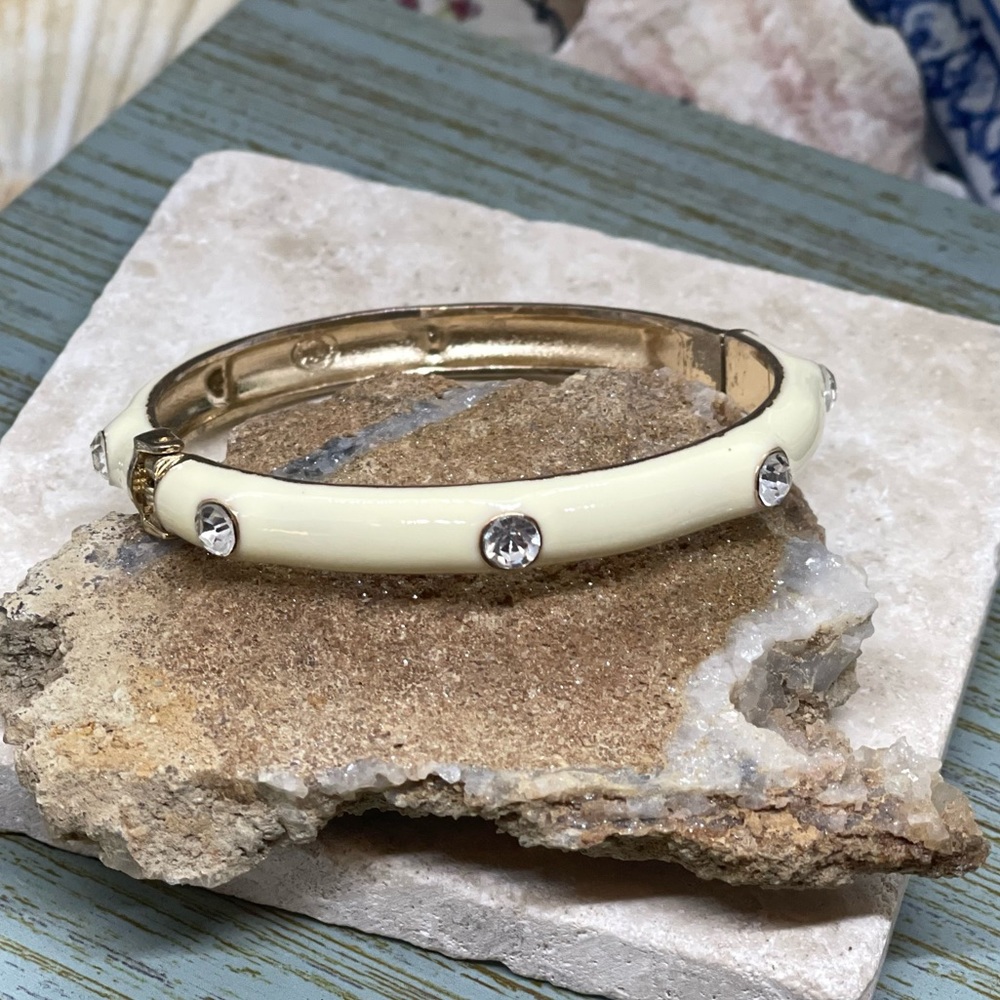 Vintage Premier Designs enamel hinged bracelet